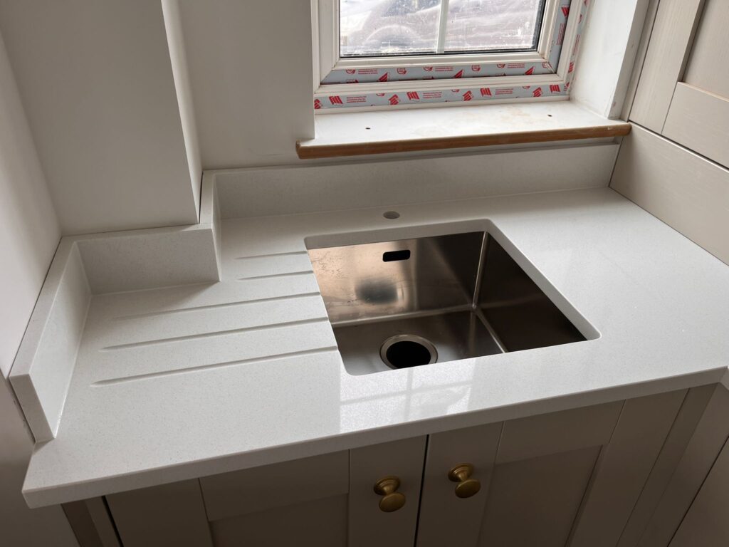 The Orchard, Keddington – Kitchen Installation