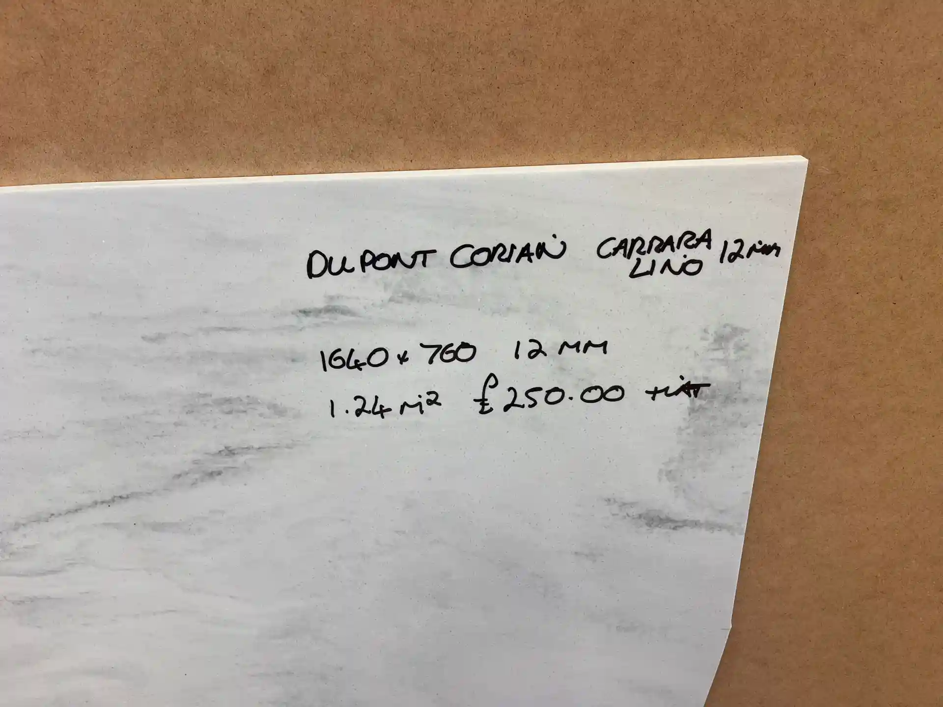 DuPont Corian dupont-corian-carrara-lino-1640x760x12mm